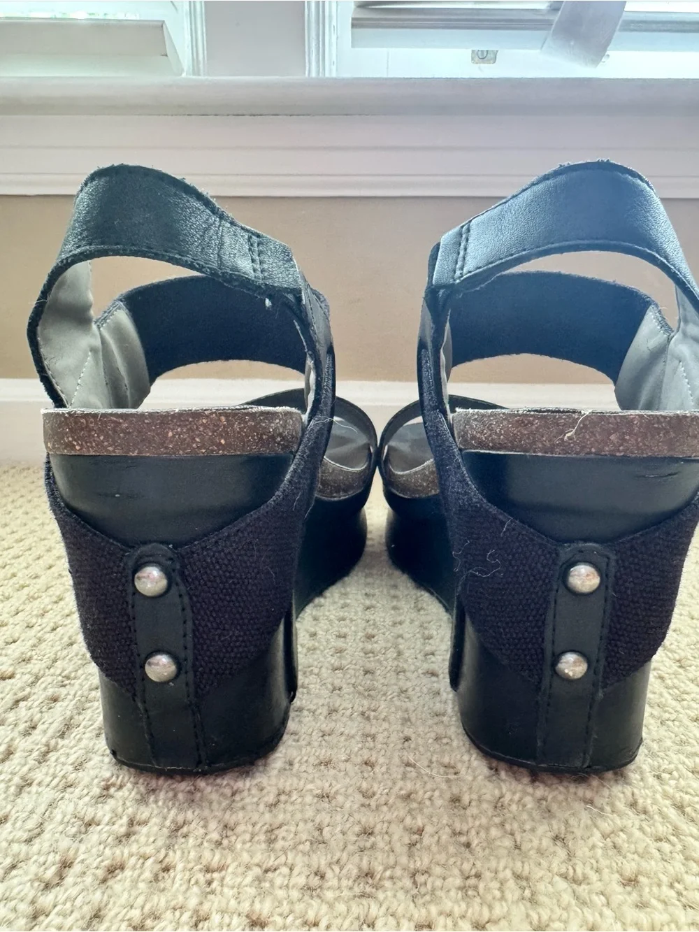 OTBT ladies  8 1/2 leather wedges